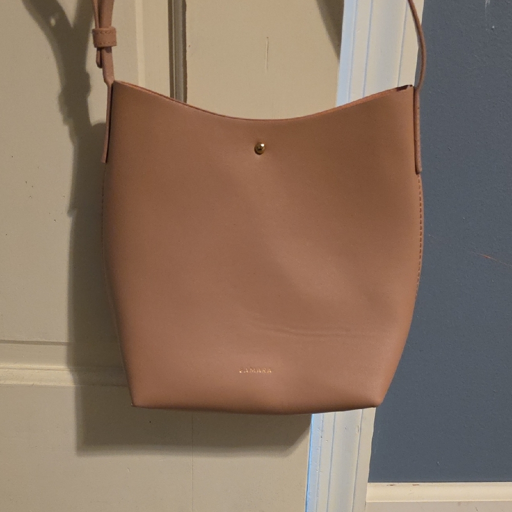 Elegant Blush Shoulder Bag